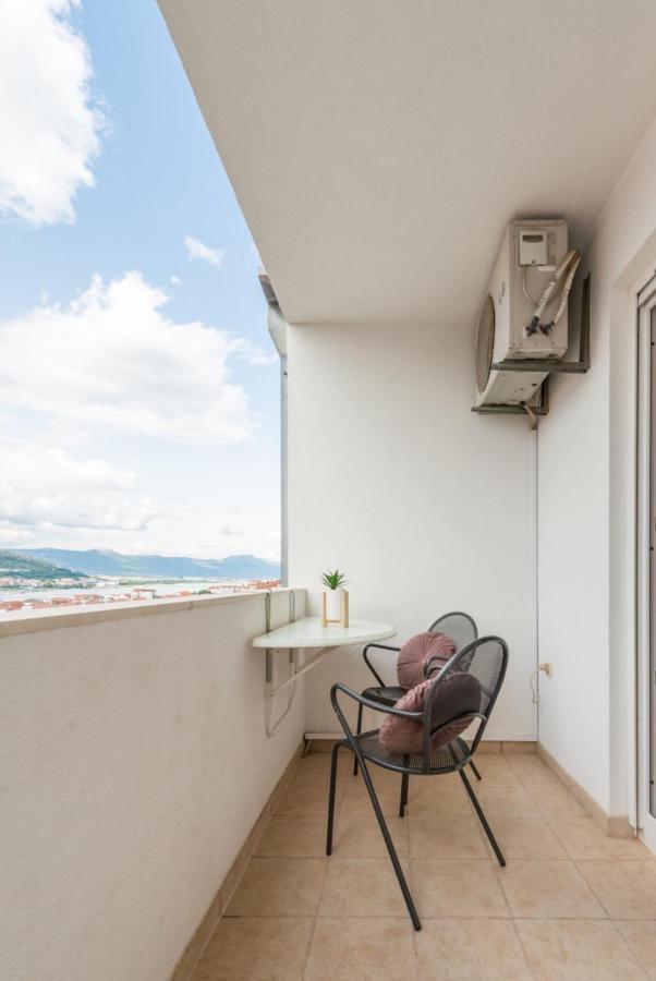 The Old Town View Apartment, 5 Min Walk, Parking