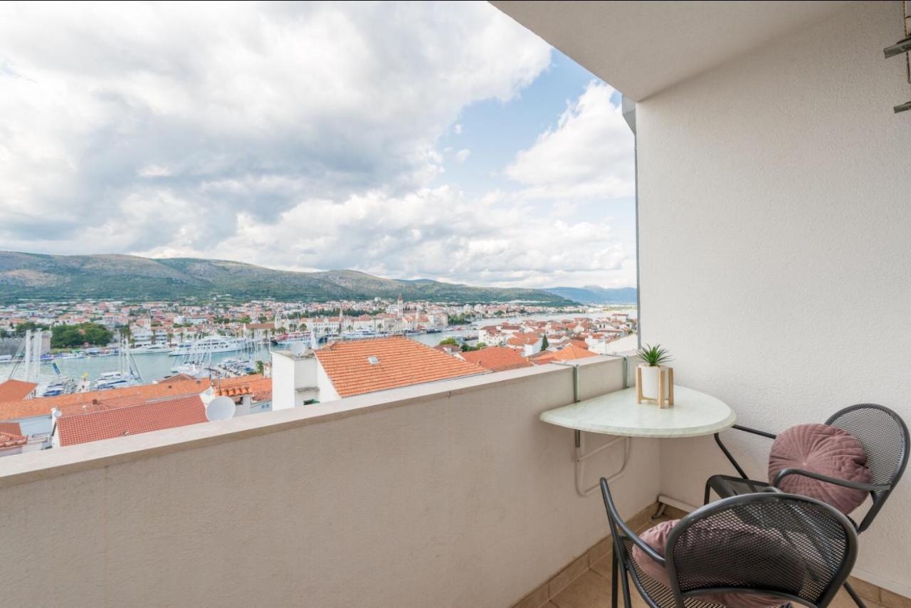Apartment The Old Town View Apartment, 5 Min Walk, Parking *