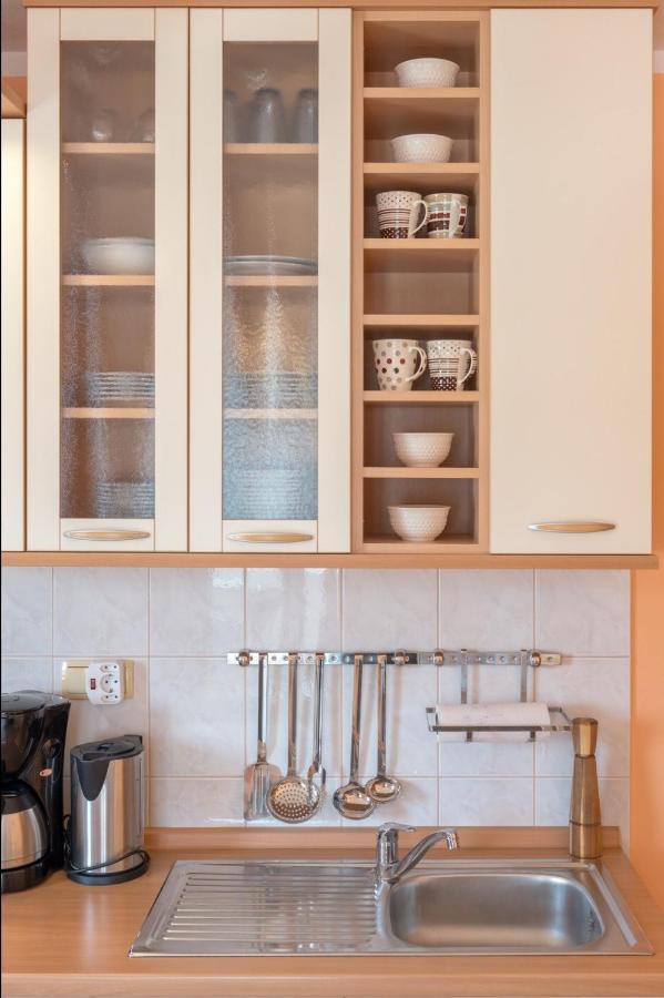 The Old Town View Apartment, 5 Min Walk, Parking Trogir